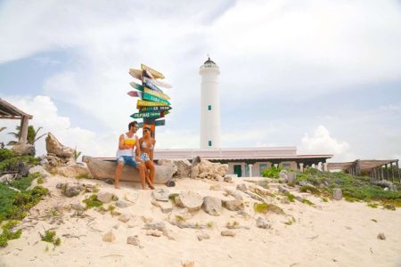 Private Cozumel Jeep Tour and Punta Sur Park: All Inclusive